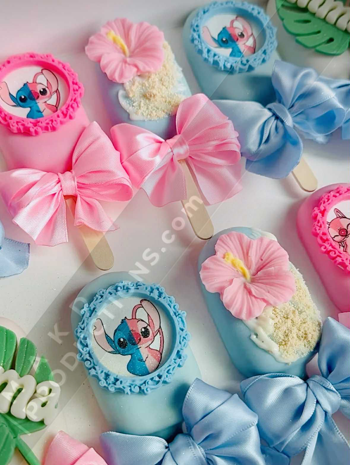 MAK D Productions Pre-Cut Edible Printed Lelo and Stitch Angel Scrump Icing Sugar Sheet Fondant Cake / Cup Cake Decoration Graphics