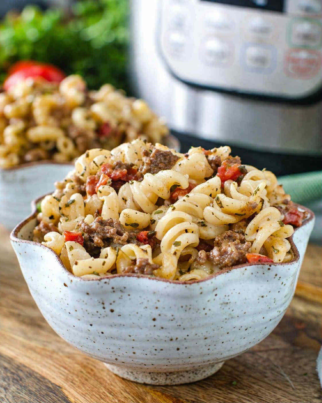 MAK D Productions Beef Spicy Garlic Parmesan Pasta Freeze Dried Meal Camping Hunting Preppers Backpacking Hiking Kayaking Easy Bag Food Prep